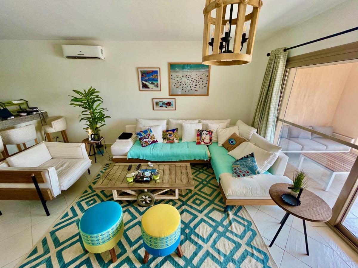 The Penthouse In Marassi Apartment